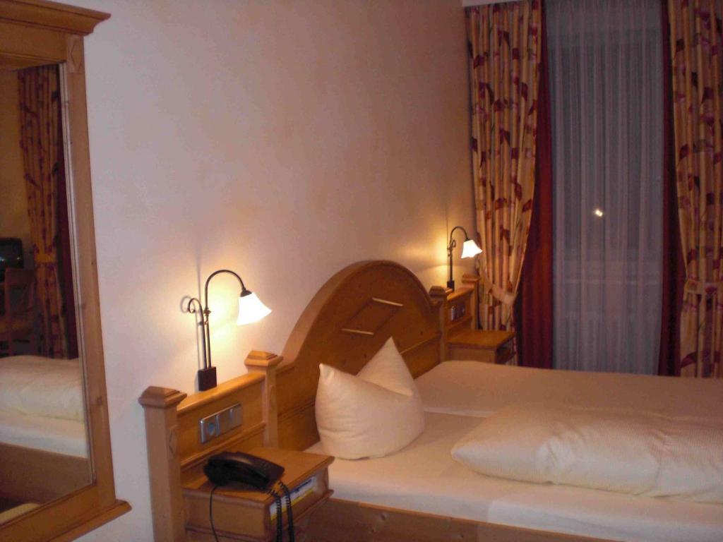 Hotel-Restaurant Schieble Kenzingen Pokoj fotografie